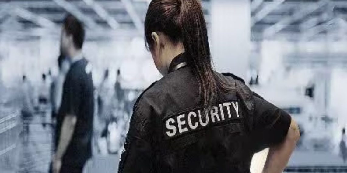 six woman guard to appointed in swargate bus depot