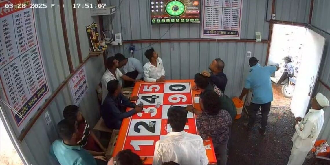 Saswad Police leaves accused free after raided on gambling spot Pune