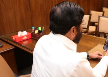 eknath shinde aided five to kashmiri youth who looses life against terrorist