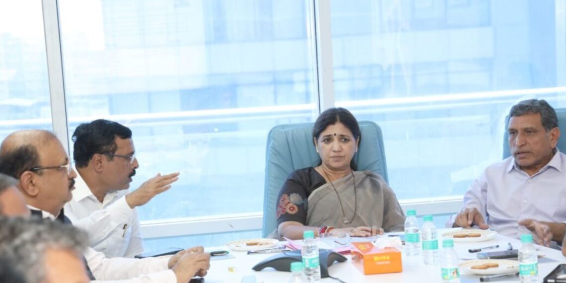 Minister of state madhuri misal reviewed work of PMC Pune