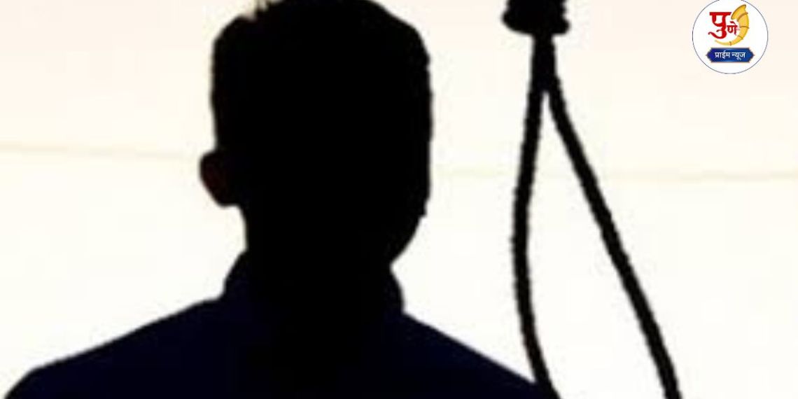 Pune Dhayari Crime: The young woman lured him into a love trap and then harassed him for money; The young man took extreme steps due to the deception