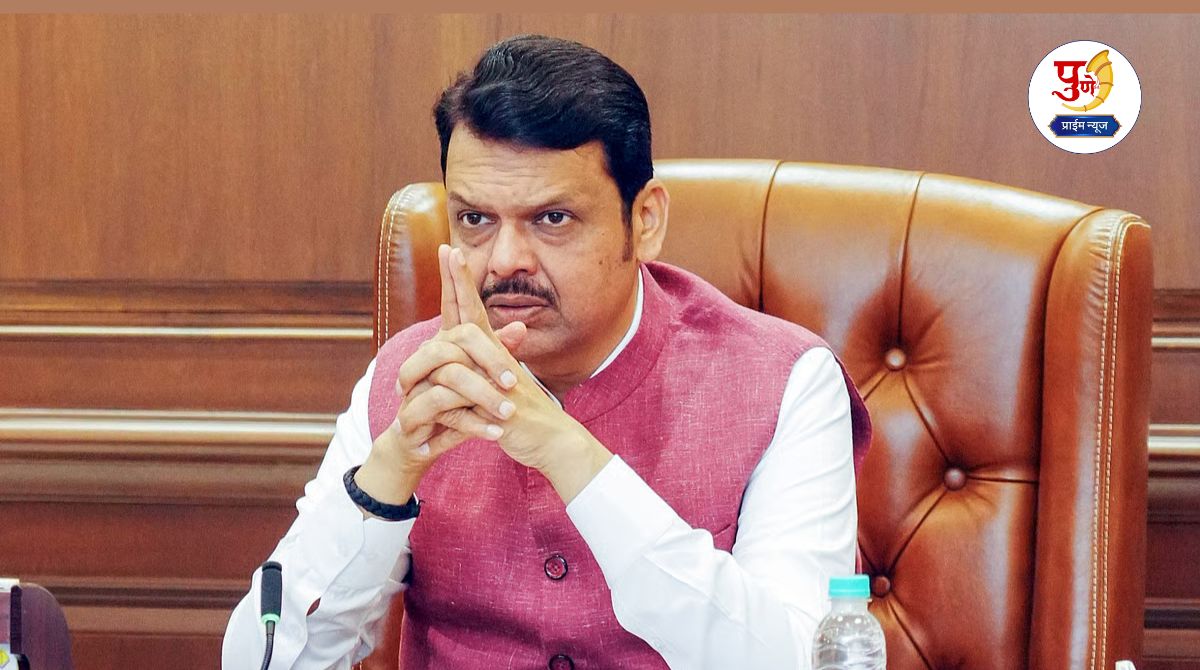Solapur Flood: Angry farmers try to block Chief Minister Fadnavis' car; What did the farmers demand this time? Read in detail...