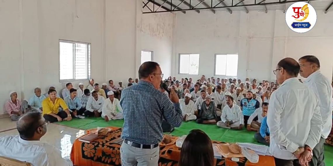 Farmers in Utrauli-Vadgaondal oppose industrial estate, chaos in meeting in front of District Magistrate, farmers shout slogans