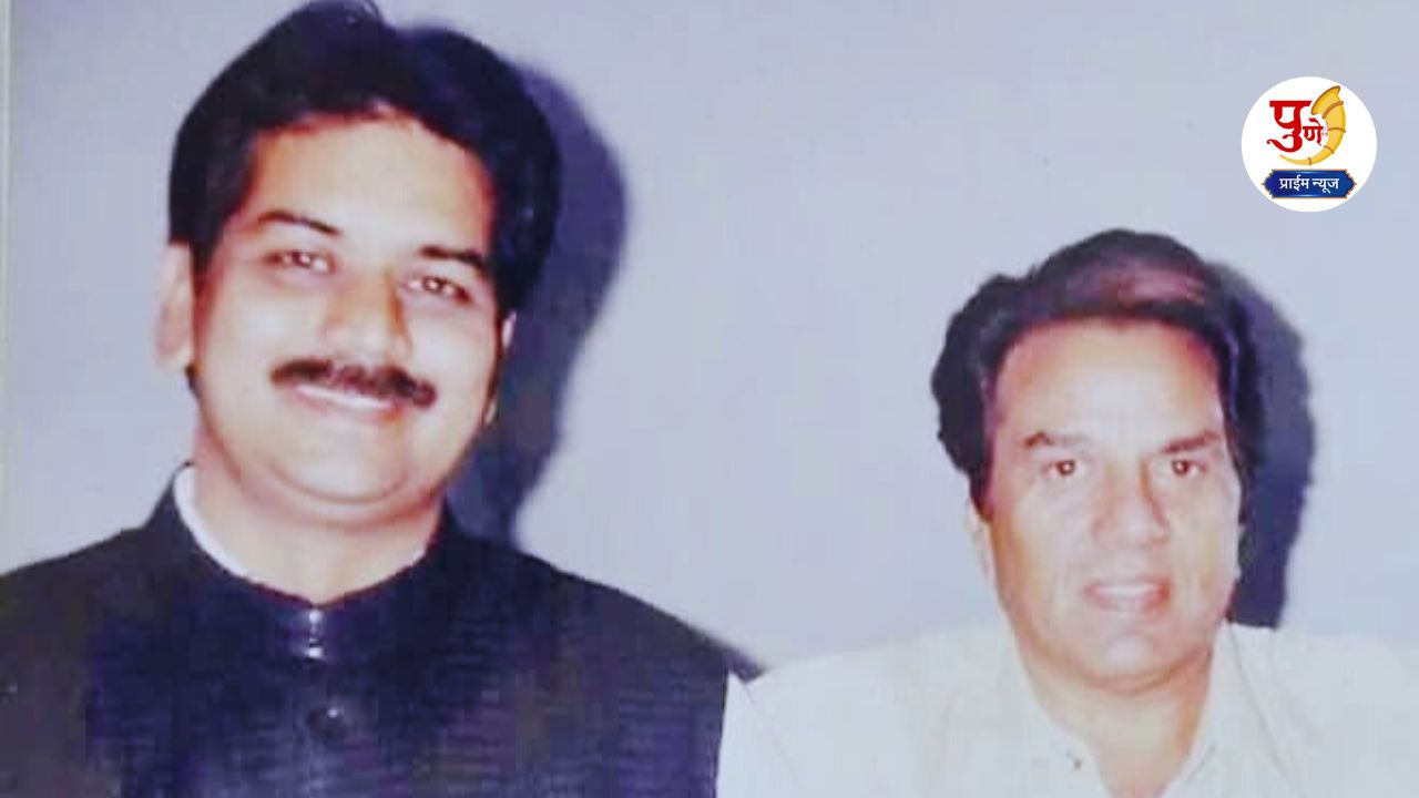 Dharmendra passes away