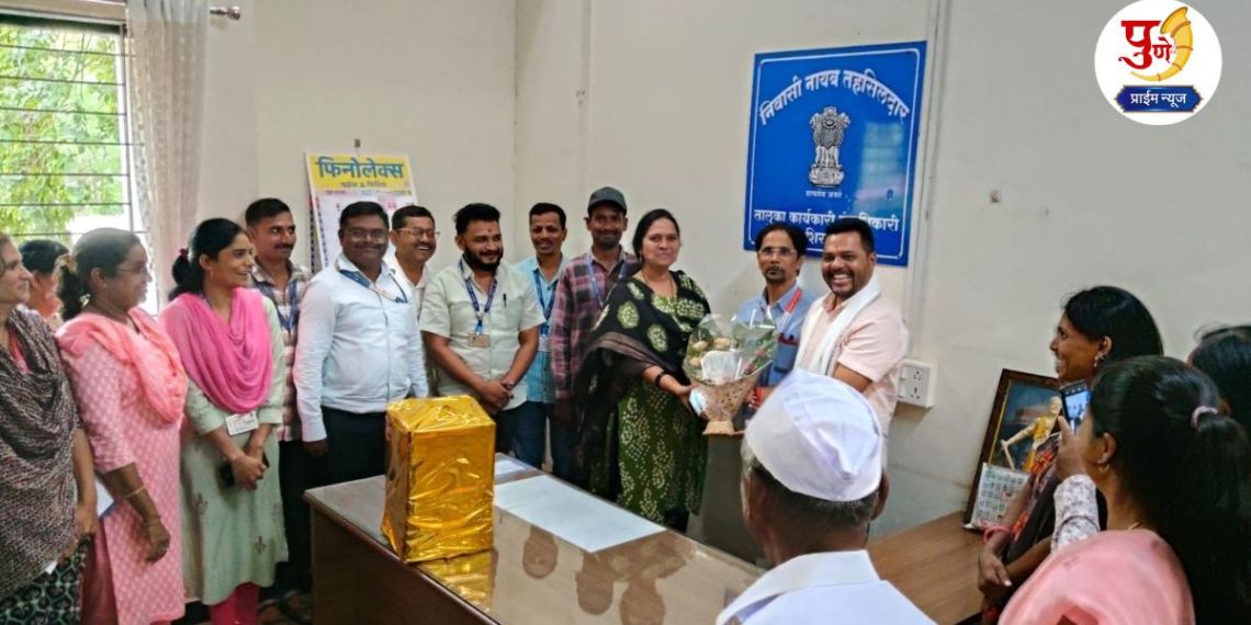 Revenue Ministry takes direct note of the farewell ceremony of the resident deputy tehsildar at Shirur tehsil office; Clear order to the divisional commissioner to investigate