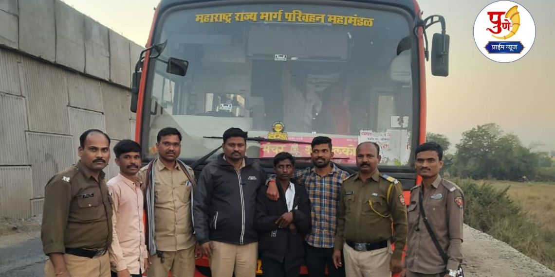Daund News: Criminal arrested for robbing railway passenger after 150 km thrilling chase from Daund to Mohol; Railway police succeed in seizing valuables worth Rs 10 lakh