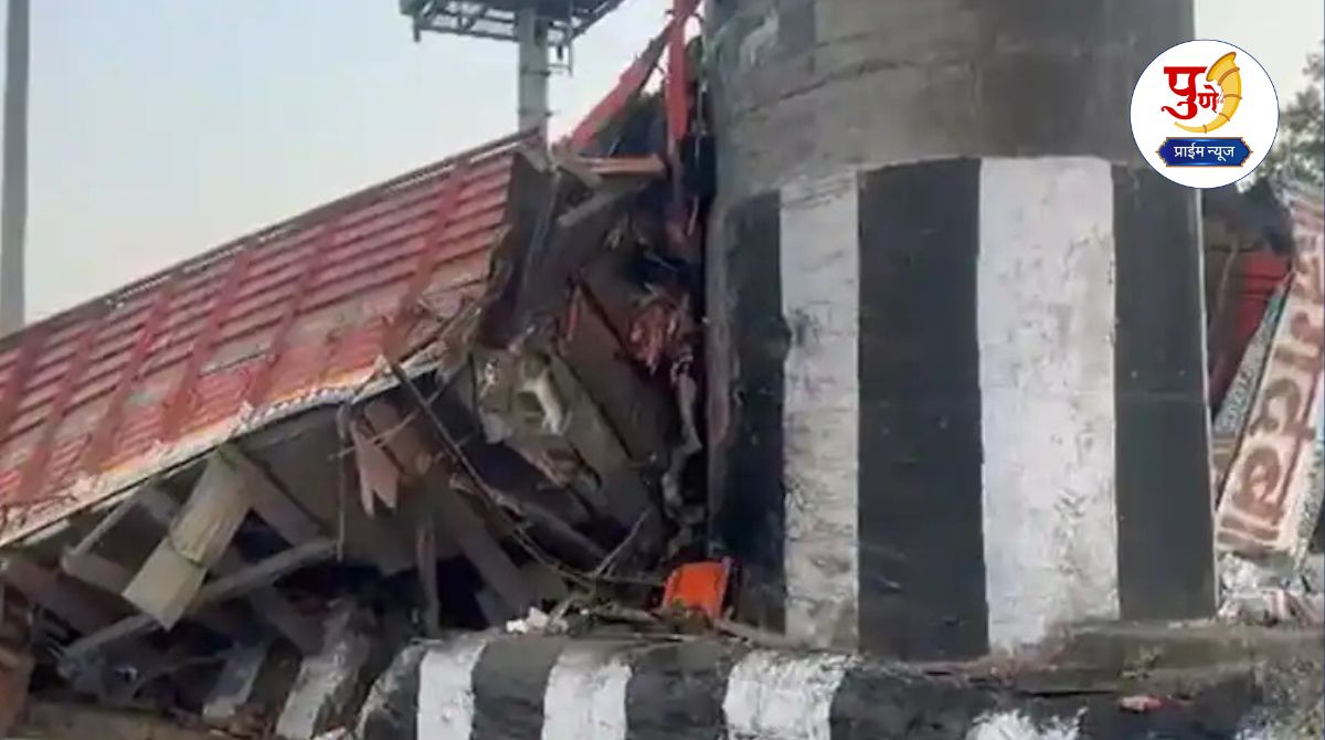 Khandala Accident: Driver loses control at Khandala Ghat; Truck hits cement pole, driver dies on the spot in horrific accident