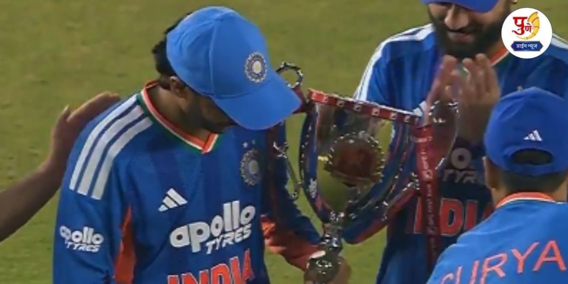 Ind vs Sa 5th T20: This is what a captain should be like! Suryakumar won everyone's hearts! He took the trophy and ran straight to 'that' player; What exactly happened on the field?