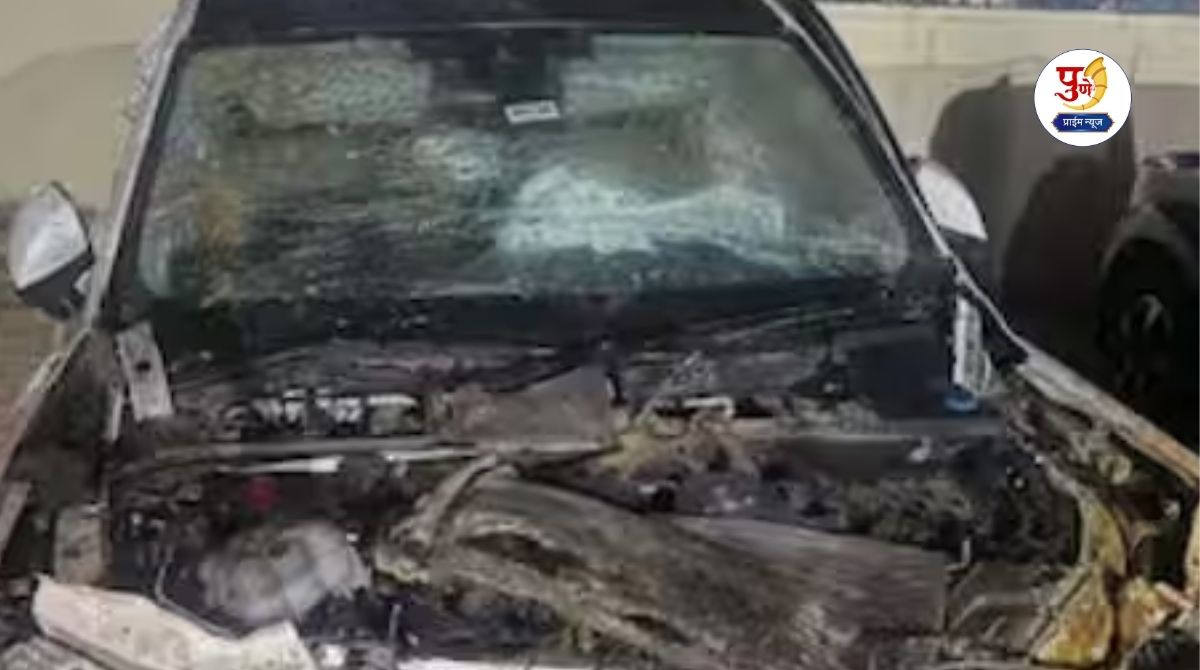 Audi Car Accident: 3 people, Audi car and the thrill of speed! A speeding Audi hit the divider and crushed 16 people for 30 meters; 12 cars were crushed and